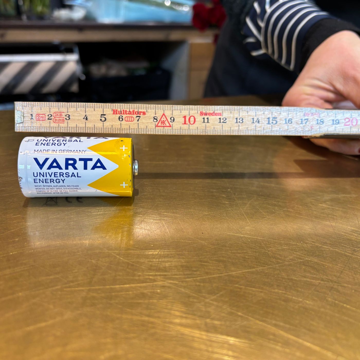 Okänd kastar batteri och ägg mot folk i centrala Helsingborg episode artwork