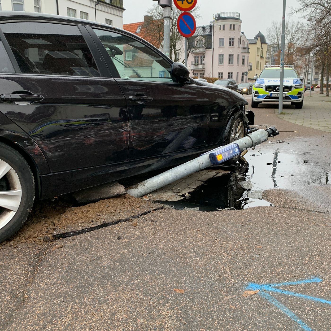 Polisjakt i Helsingborg slutade i krasch – förare åtalas episode artwork