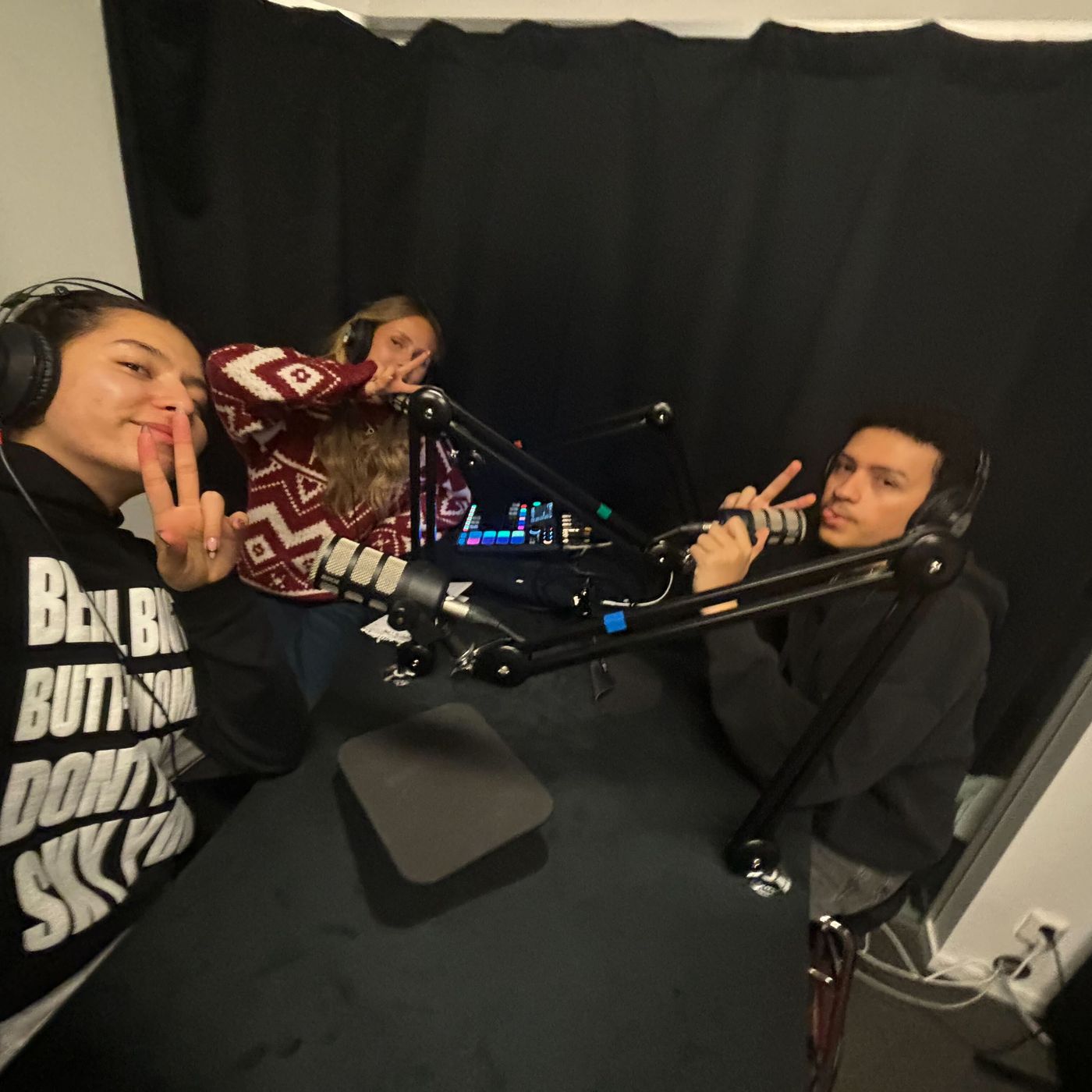 ”Ska inte bli kär igen” – Ung snackar nyårslöften inför 2025 ”Ska inte bli kär igen” – Ung snackar nyårslöften inför 2025