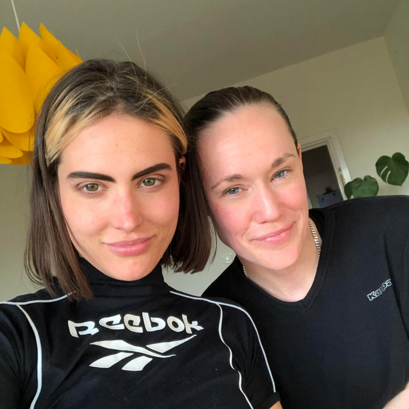Frsta dejten kan vara en riktig nt att kncka. Var ska man ses? Vad ska man gra? tv olika avdelningar med olika menyer och prissttning, vilket gr det hela nnu lite mer dejt-vnligt. Katarina Bangata 42, Sdermalm. Hit gr du fr en frsta dejt i Stockholm Thatsup