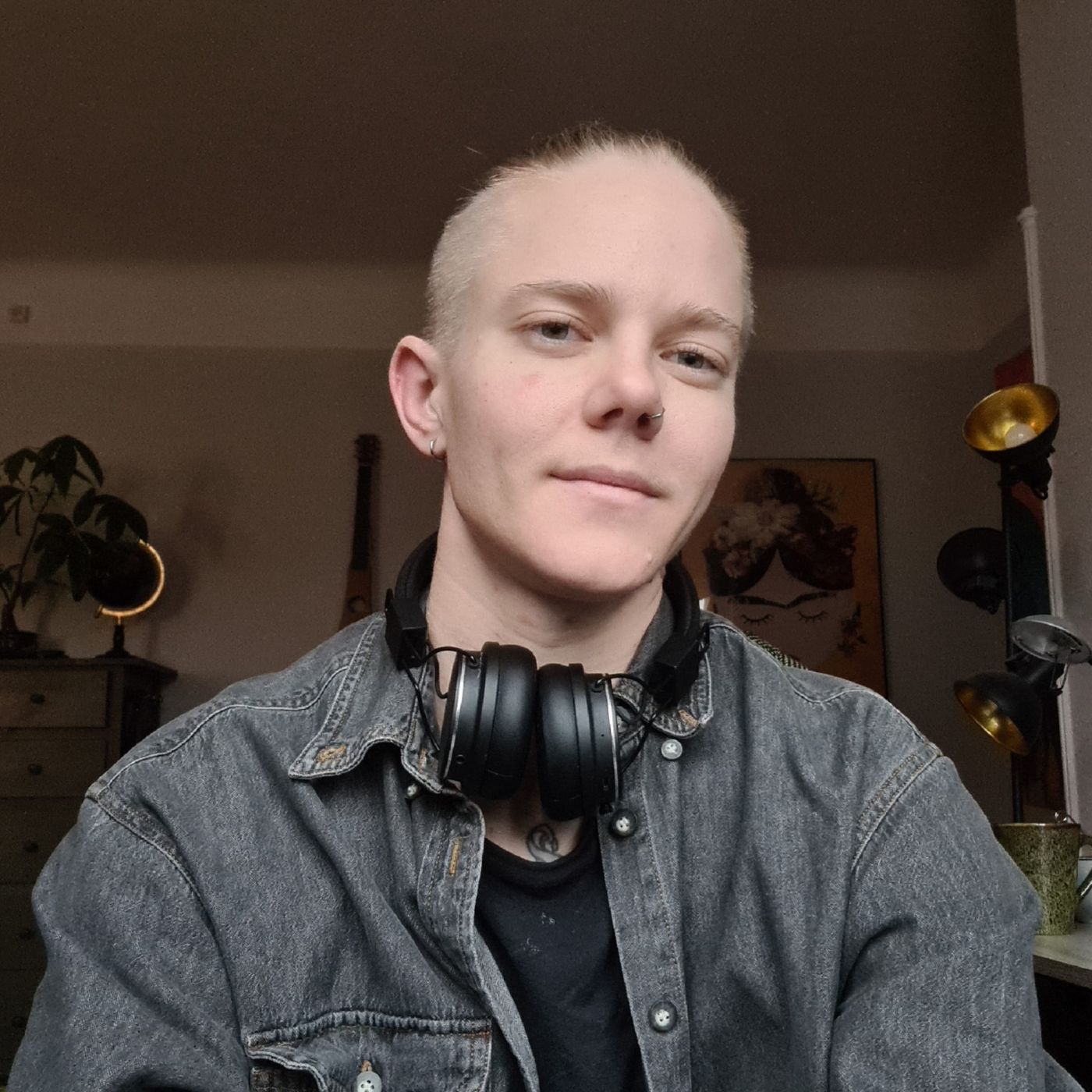 Repris: I dag ångrar Emelie sin könskorrigering
