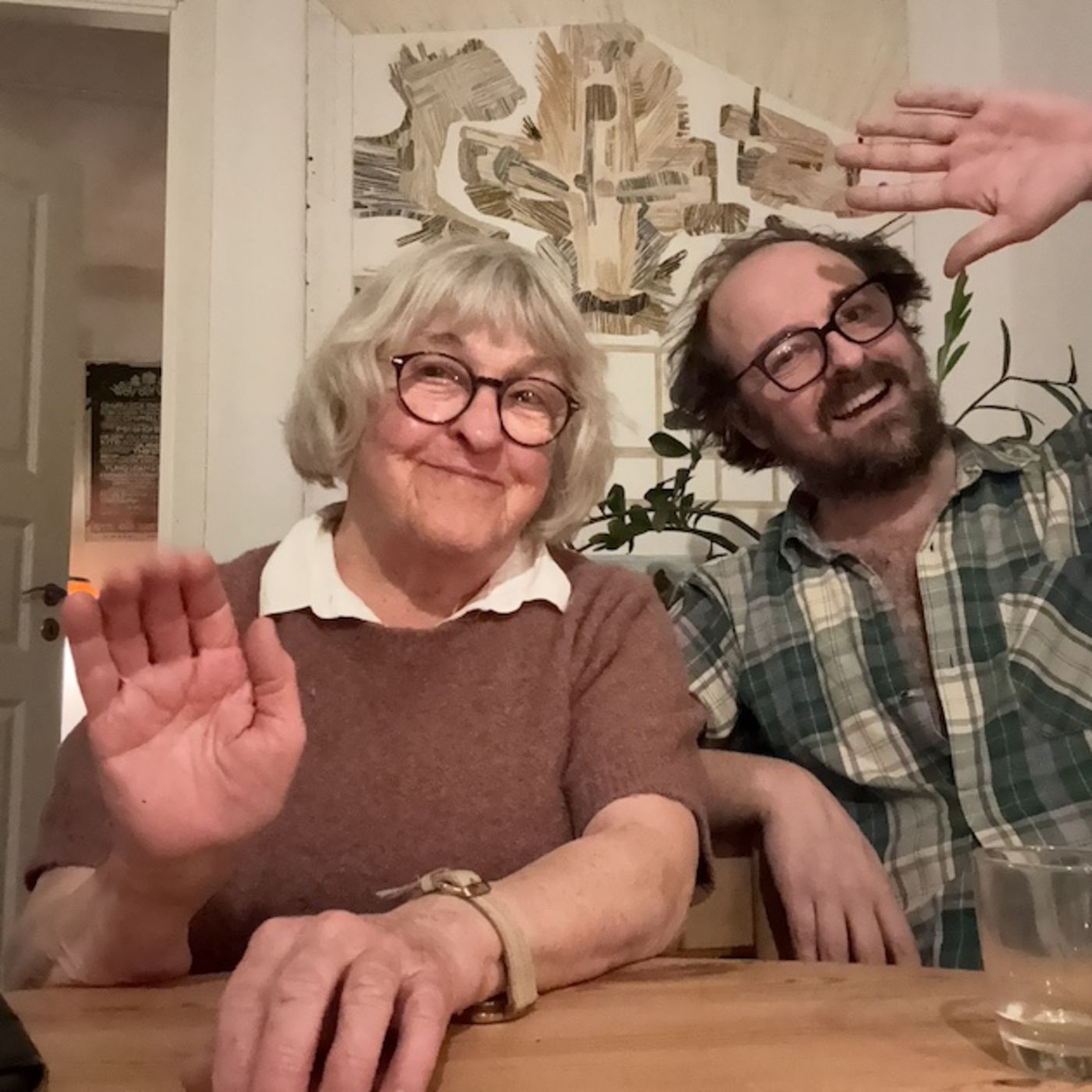 Vi lekte på gården men inte som om vi lekte med varandra